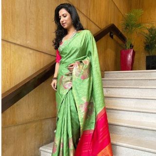 VAIRAOOSI SOFT SILK