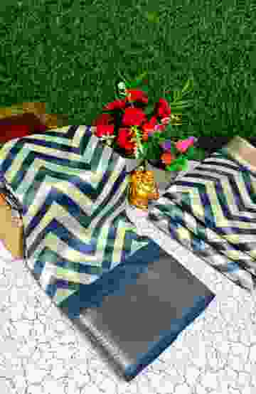 Fancy print office wear cotton sarees all over body zig zag  pattern design premium look lightweight comfortable wear - BLUE COLOUR (2)