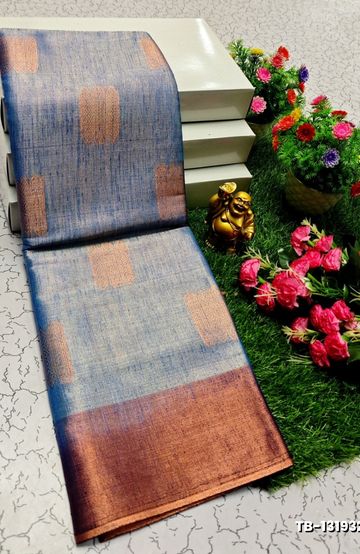 Luxurious heavy work blouse fabric with floral goldwork jaal border - REXONA (6)