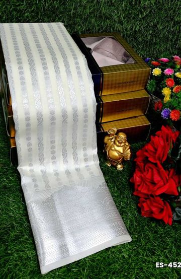 Korvai kotanji Trendy & Fancy bhutta and 2/100 Silk Cotton Sarees Function wear - EMERALD COLOUR