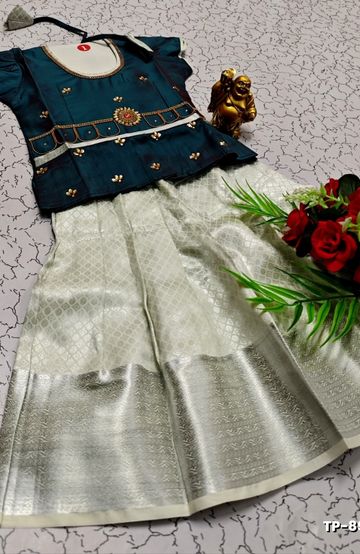 Handloom Khadi Cotton Saree With Hand Painted  Work - MERUN