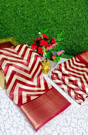 Fancy print office wear cotton sarees all over body zig zag pattern design premium look lightweight comfortable wear - MEJANTA (1)