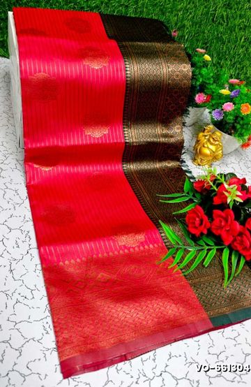 Handloom Khadi Cotton Saree With Hand Painted  Work - PARET GREEN