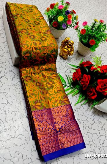 Handloom Khadi Cotton Saree With Hand Painted  Work - PARET GREEN