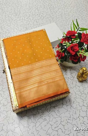 COUPLE COMBO MATCHING AND MATCHING TRADITIONAL SET MATCHING COMBO FOR FESTIVAL SEASONS - ROYAL BLUE (2)