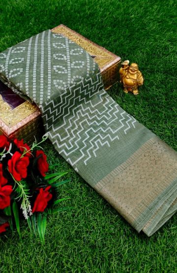 Dailywear cotton sarees premium look lightweight comfortable wear - LIGHT GREEN