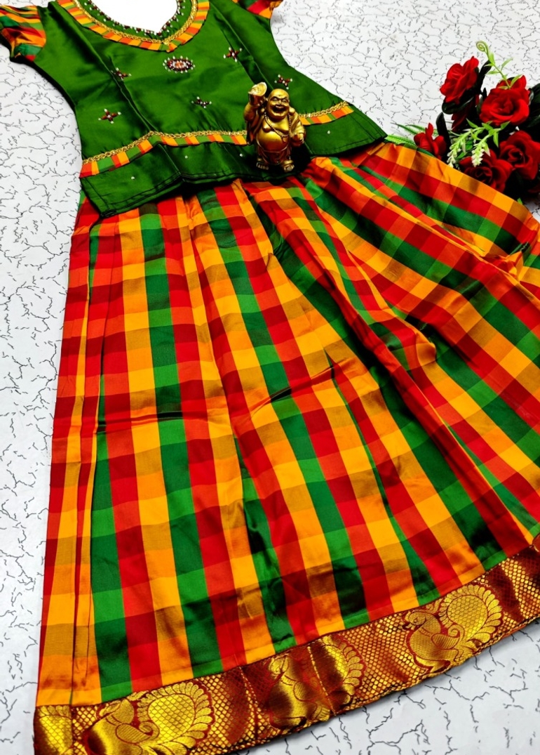 KIDS TRENDY WEAR PATTU PAVADAI SET - GREEN COLOUR (1)