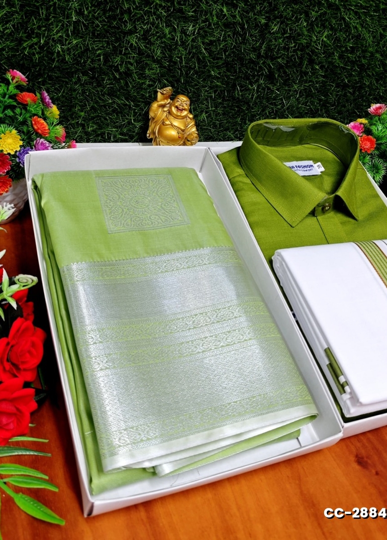 COUPLE COMBO MATCHING AND MATCHING TRADITIONAL SET MATCHING COMBO FOR FESTIVAL SEASONS - PESTA GREEN (1)