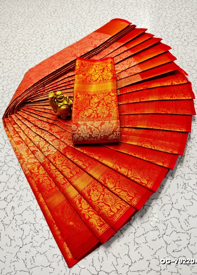 A "one gram gold trending tissue  saree" typically refers to a saree made from a lightweight, sheer fabric known as tissue  saree
