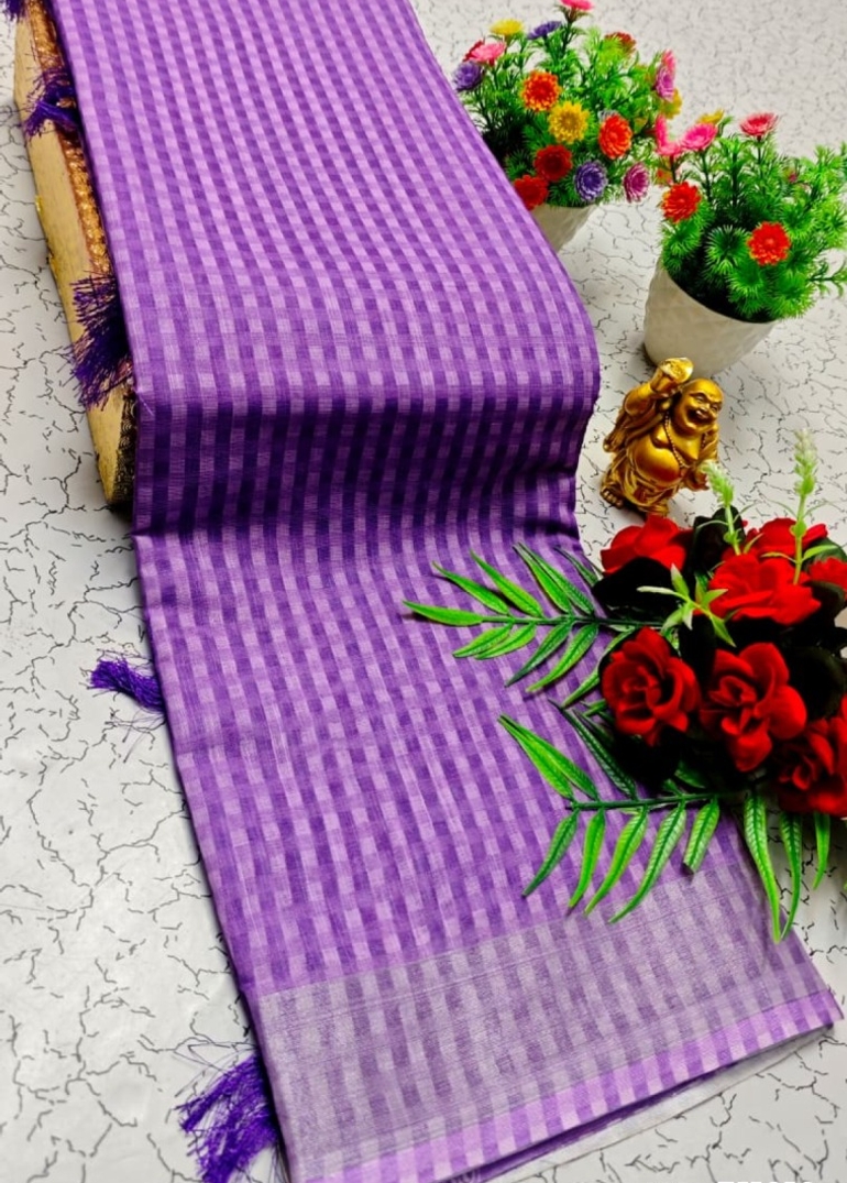 Nayanthara Inspired Checked Sarees with multiple colors - LEVENDOR