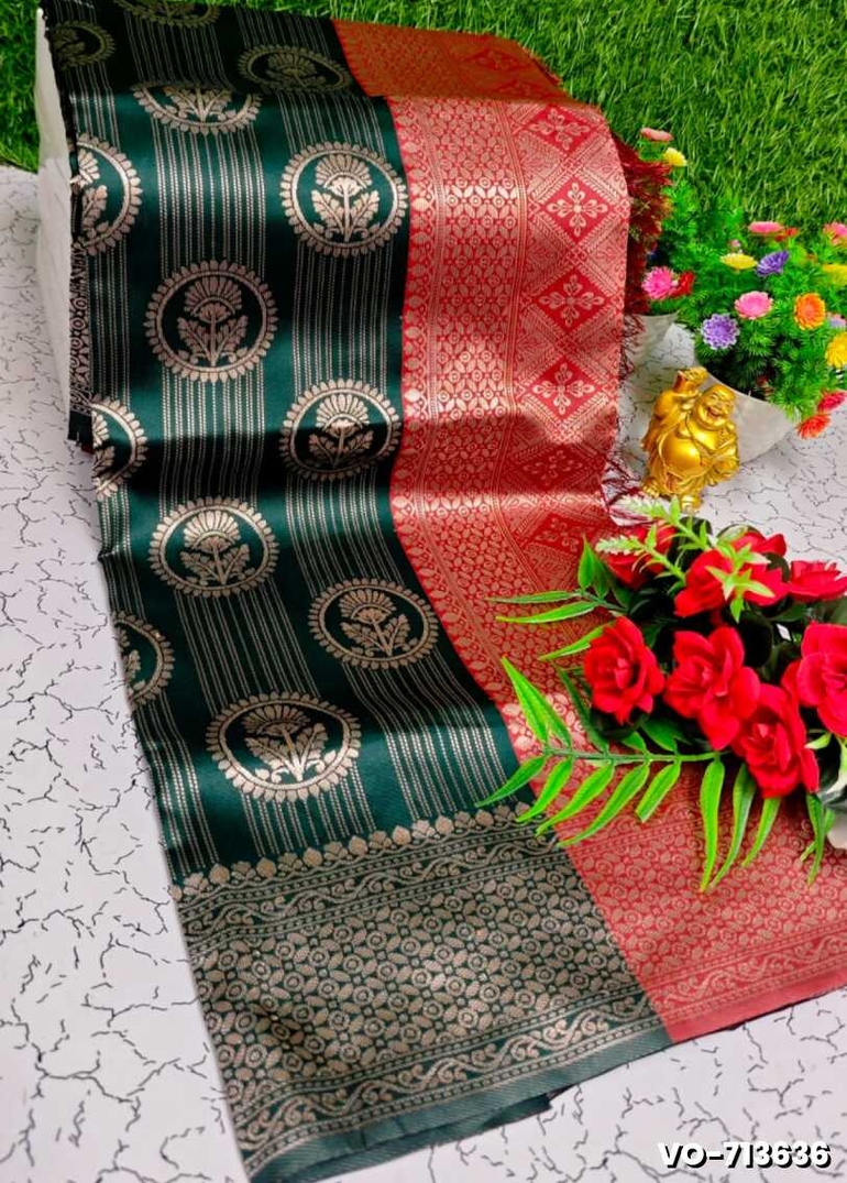 Traditional vaira oosi silk saree - perfect for weddings & festivals - BOTTLE GREEN (7)