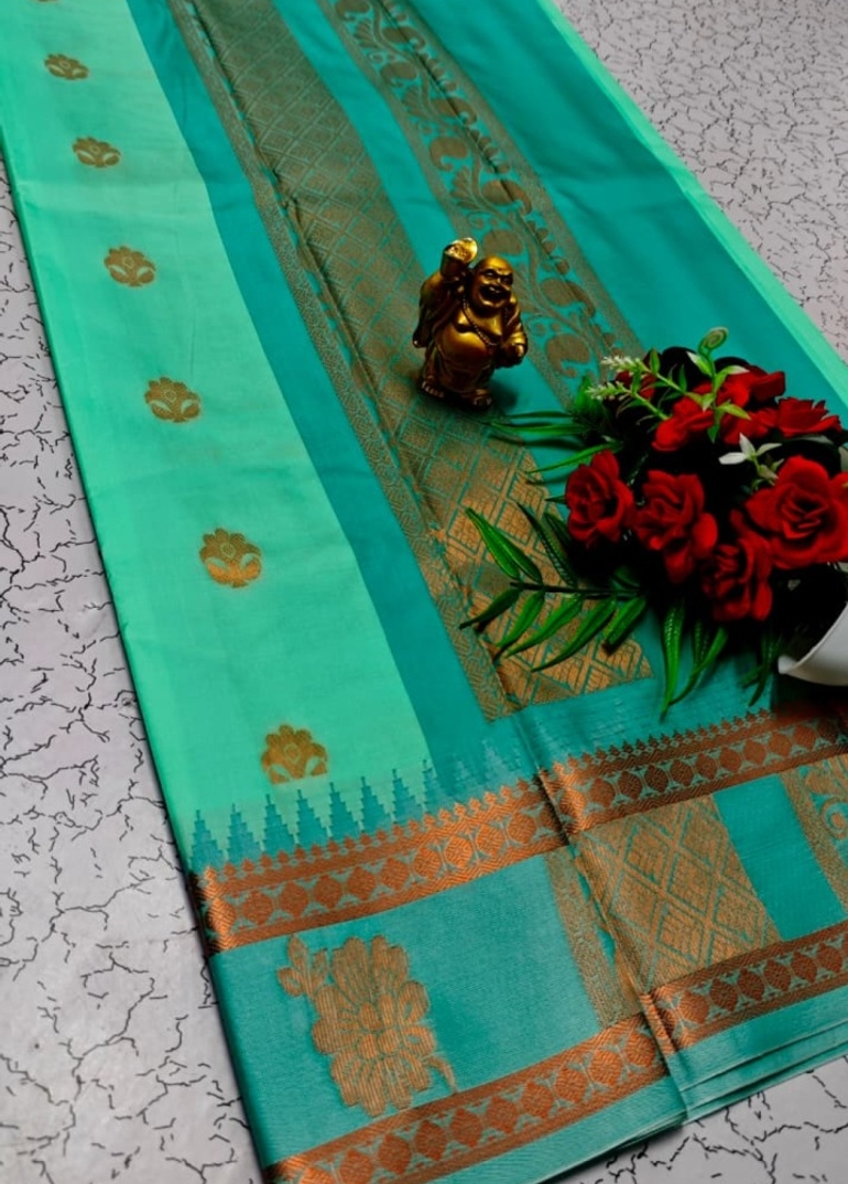 A "Retta Petta" soft silk saree with Rich Pallu and Blouse - LIGHT GREEN SHADE