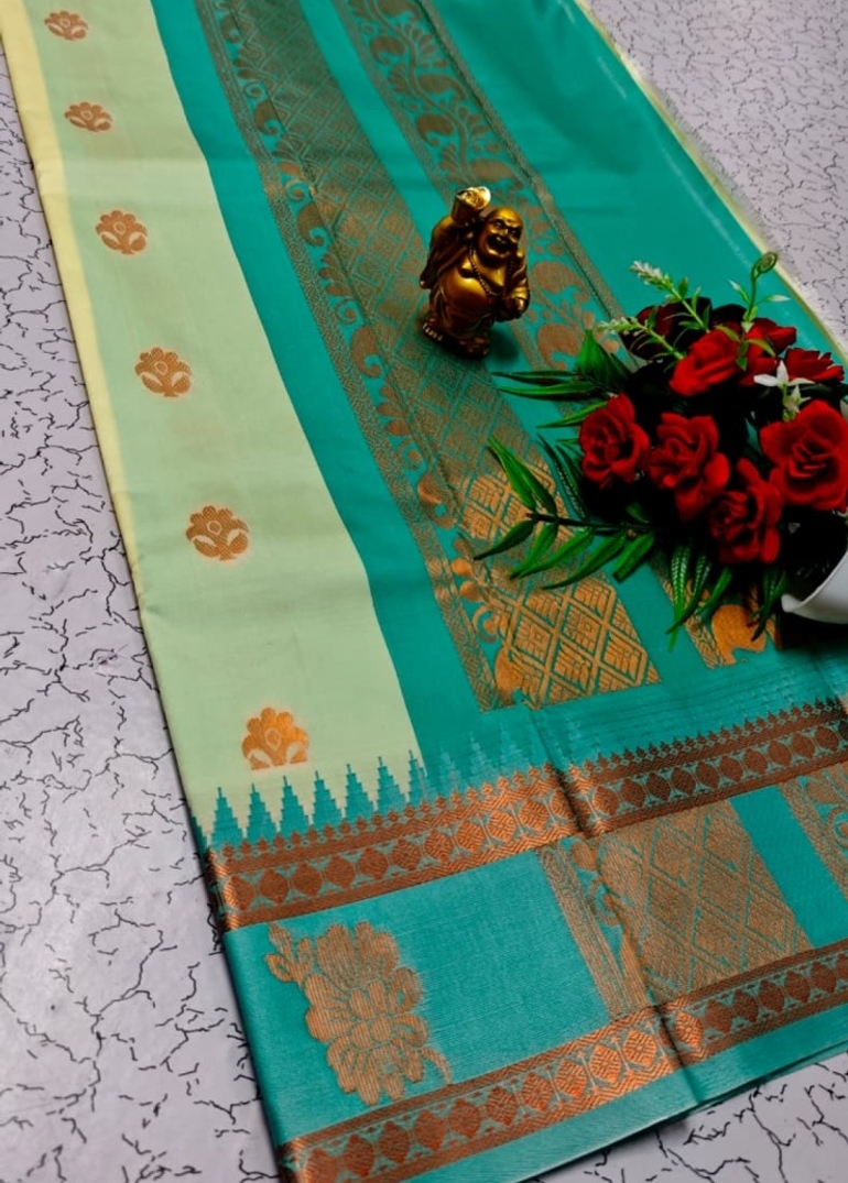 A "Retta Petta" soft silk saree with Rich Pallu and Blouse - CREAM