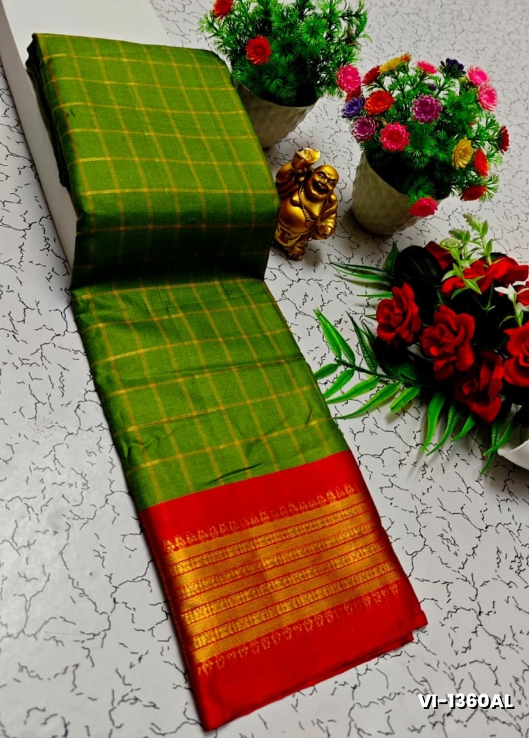 Traditional Checked Silk Saree Premium Design Border Zari Design - LITE GREEN