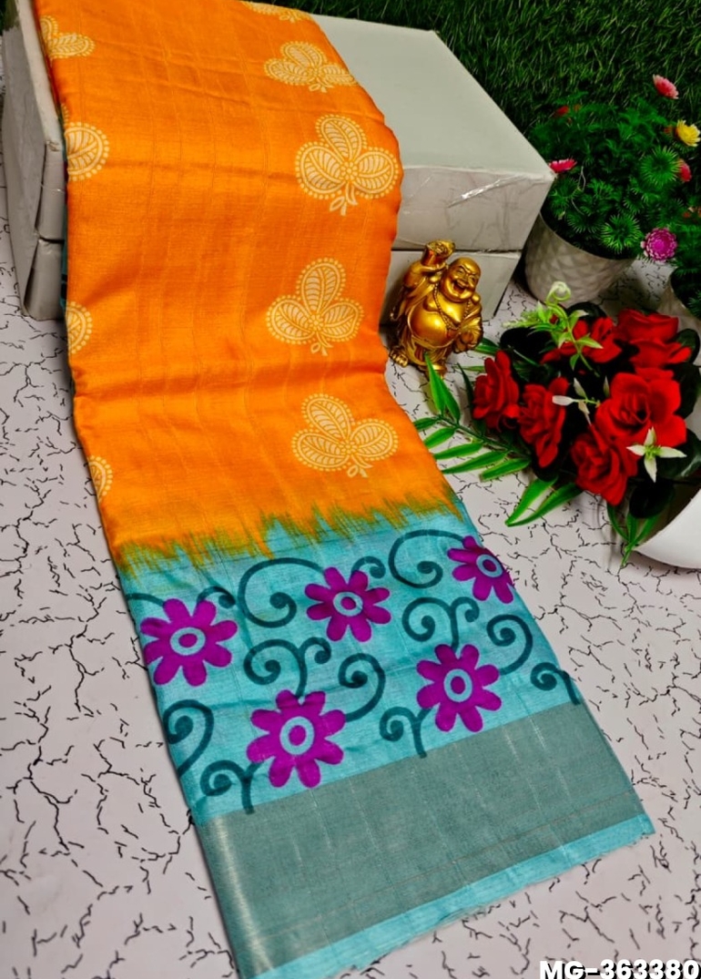 Traditional Look Malgudi Silk Saree Lightweight Silk Blend Saree - TANGERINE COLOUR