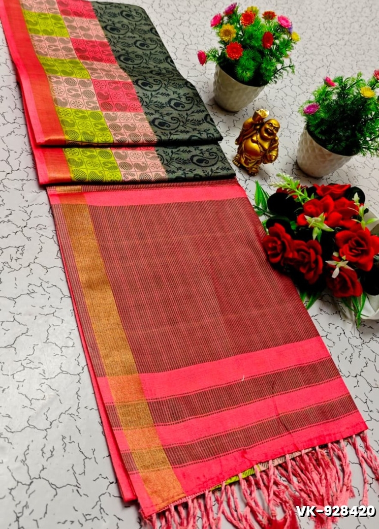 Classic South Indian Varnika Silk Saree for Festive Grandeur - AS COLOR