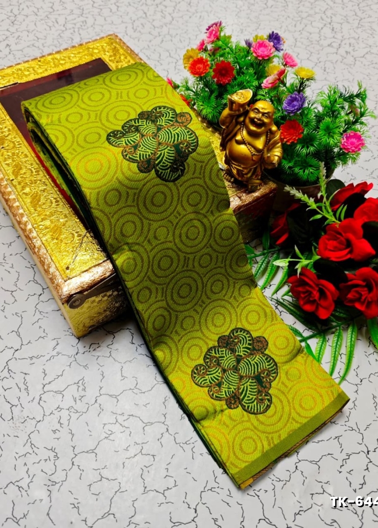 Kubera borderless elite bridal rapier fancy light weight silk type sarees function wear - FLORAISON GREEN (3)