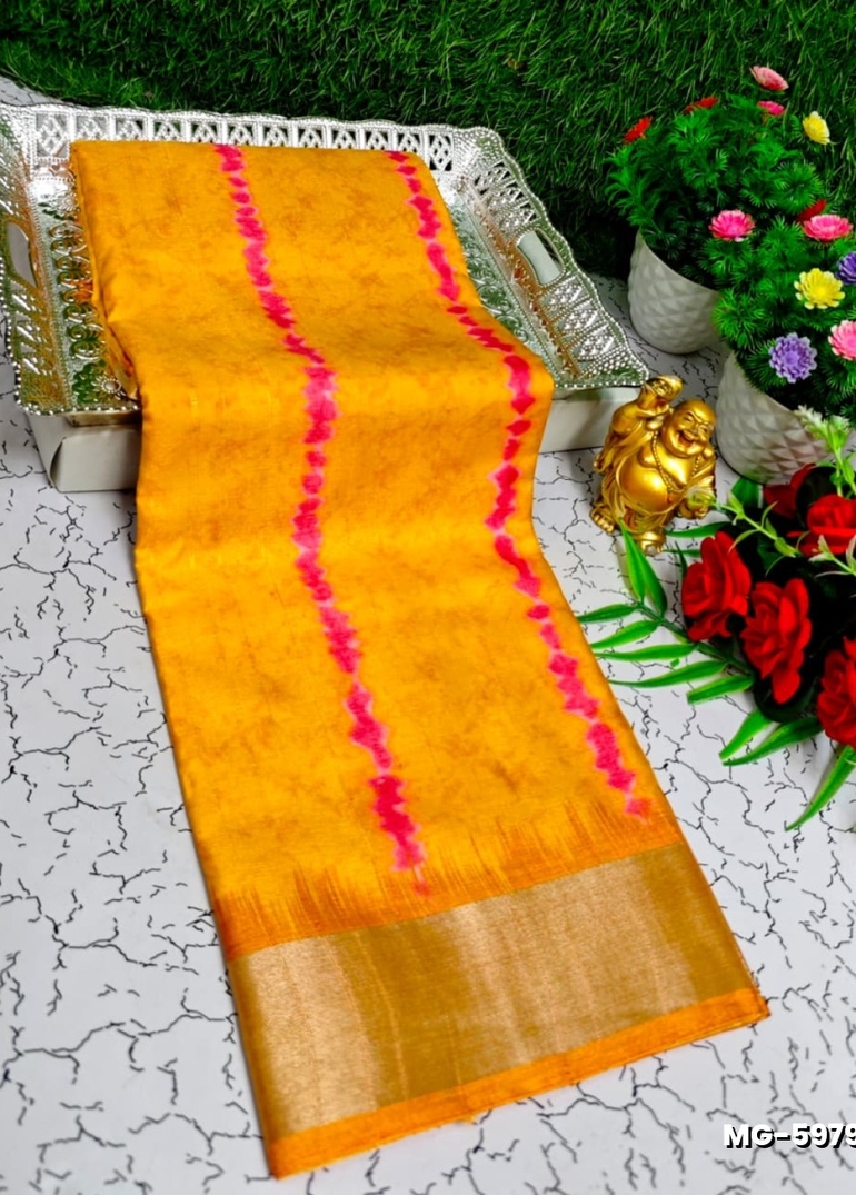Traditional Look Malgudi Silk Saree Lightweight Silk Blend Saree - YELLOW COLOR