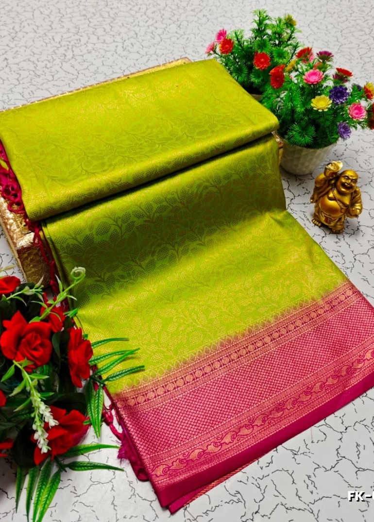 Premium Fancy kubera Softy Saree Rapier Fancy  Light Weight Silk Saree - FLORAISON GREEN (1)