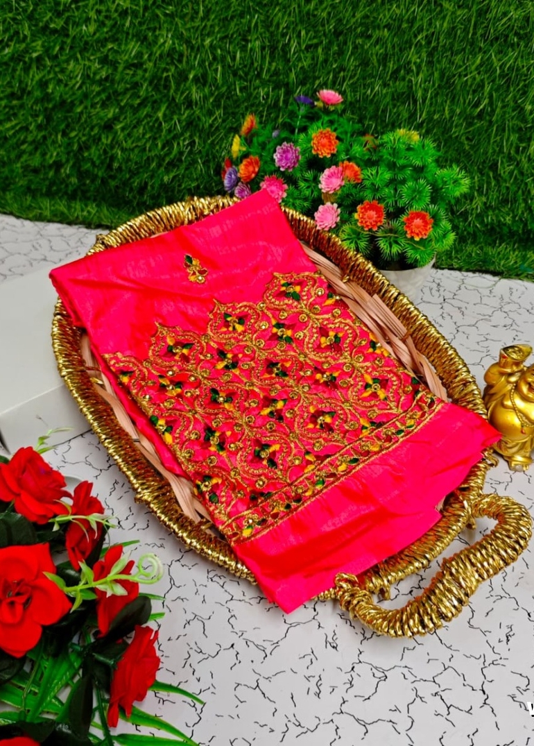 Luxurious heavy work blouse fabric with floral goldwork jaal border - LIGHT PINK (2)