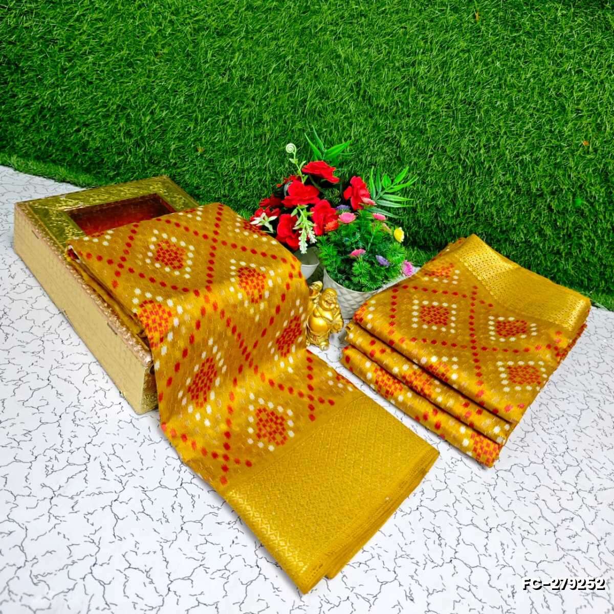 Fancy print office wear cotton sarees all over body Diamond Pattern Dots design premium look lightweight comfortable wear - VENTHAYA COLOUR