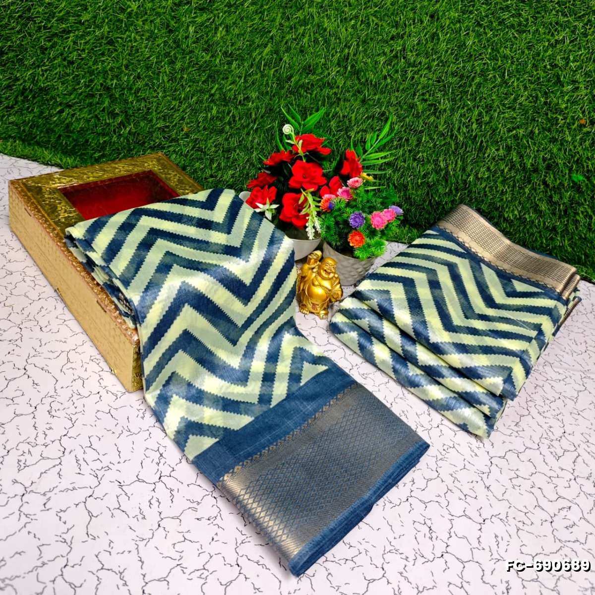 Fancy print office wear cotton sarees all over body zig zag  pattern design premium look lightweight comfortable wear - BLUE COLOUR (2)