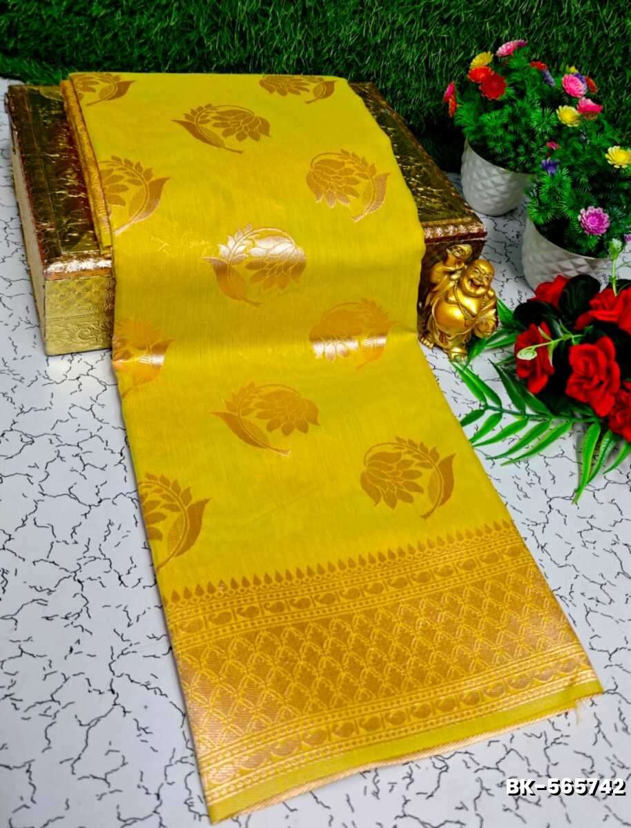 Banaras with our Banarasi Cotton fabric — a beautiful fusion of classic artistry and breathable comfort wear saree - LIGHT PEACH (1)