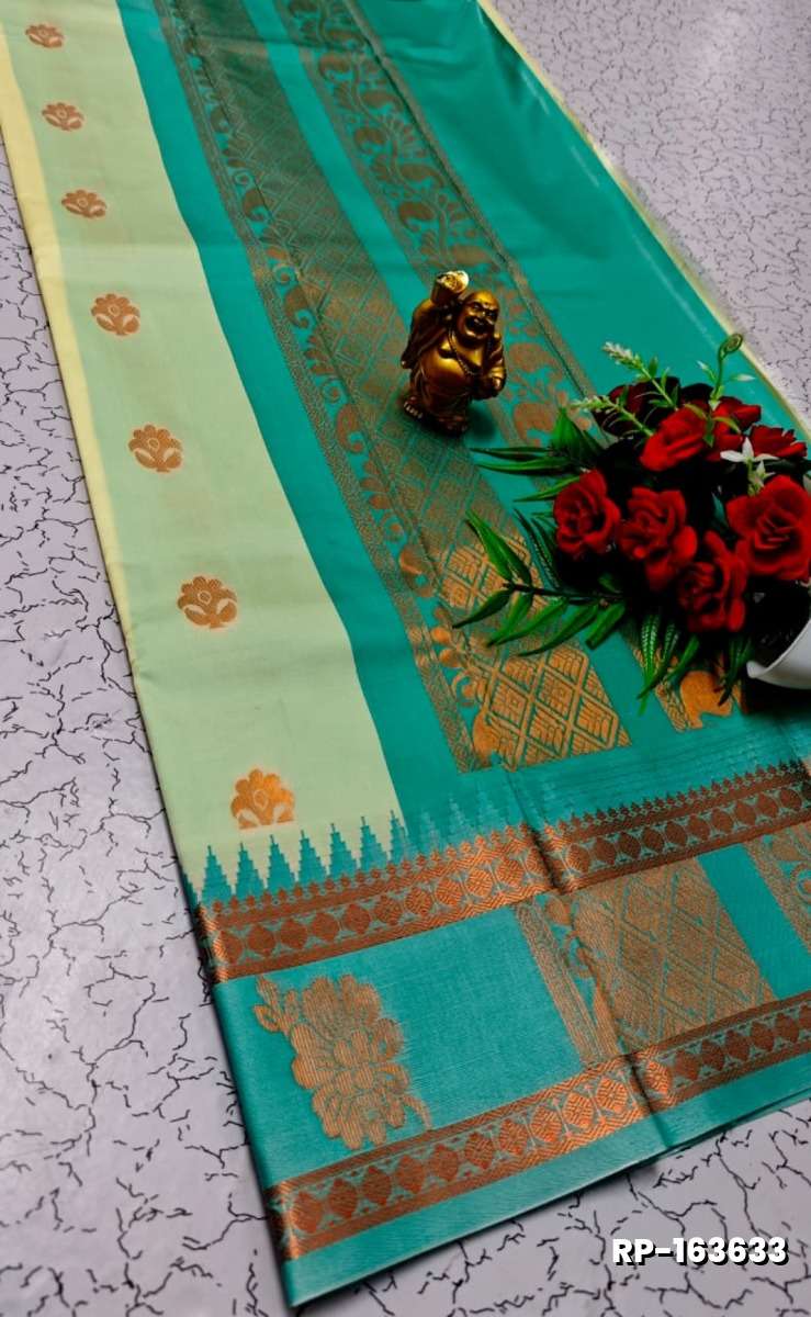 A "Retta Petta" soft silk saree with Rich Pallu and Blouse - CREAM