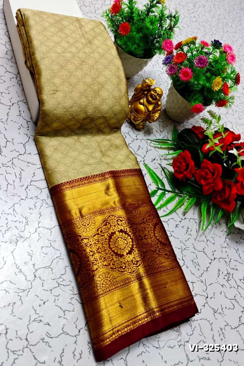 Traditional Paavaii Silk Saree And Premium Design Saree Border Zari Design - GOLD