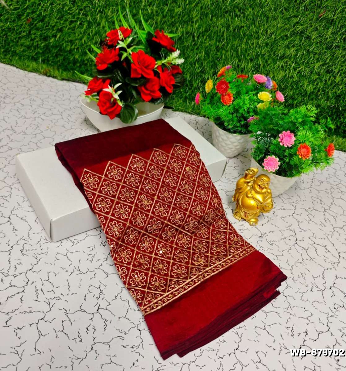 Luxurious heavy work blouse fabric with floral goldwork jaal border ...