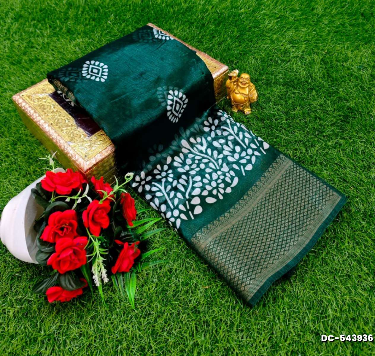 Dailywear cotton sarees premium look lightweight comfortable wear - BOTTLE GREEN